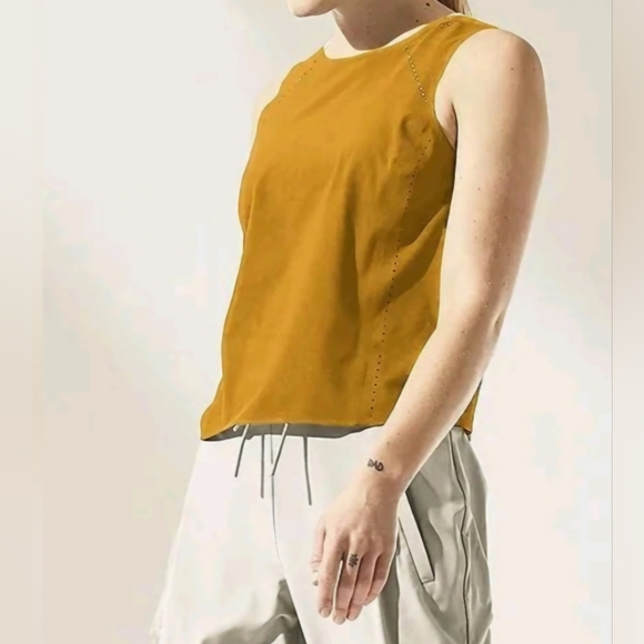 Athleta Mustard Yellow Crop Top - Picture 3 of 8